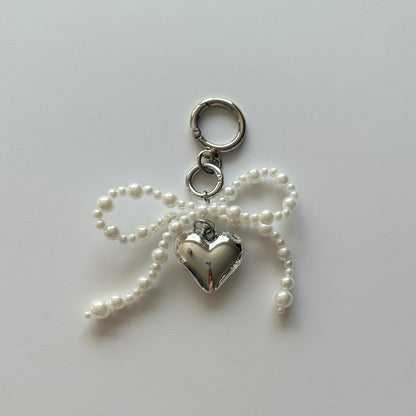 Phone Acc - Small Pearl Ribbon with heart